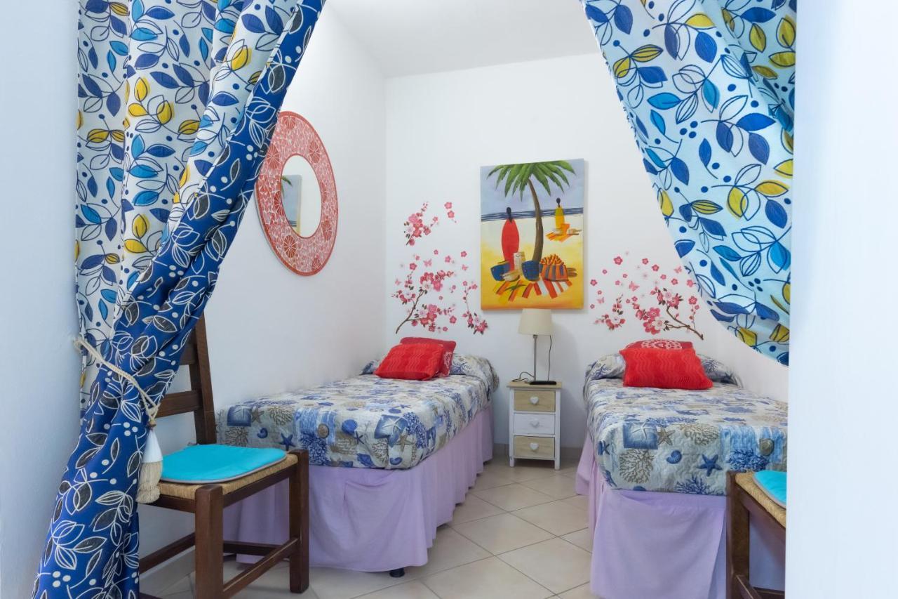 קאפוליברי Elbaloves Appartaments Villa מראה חיצוני תמונה