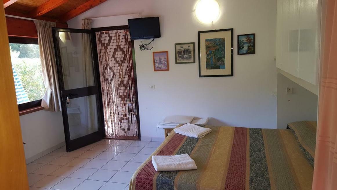 קאפוליברי Elbaloves Appartaments Villa מראה חיצוני תמונה