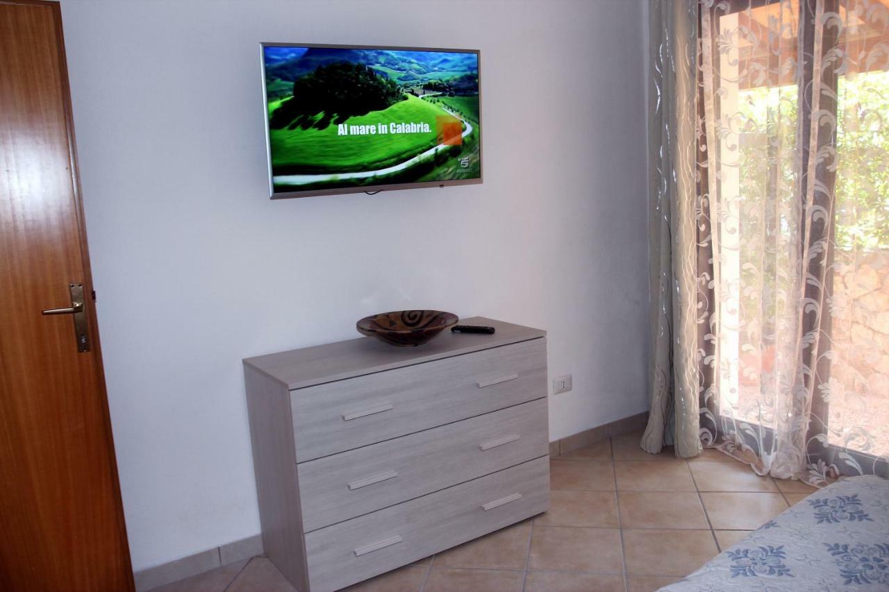 קאפוליברי Elbaloves Appartaments Villa מראה חיצוני תמונה