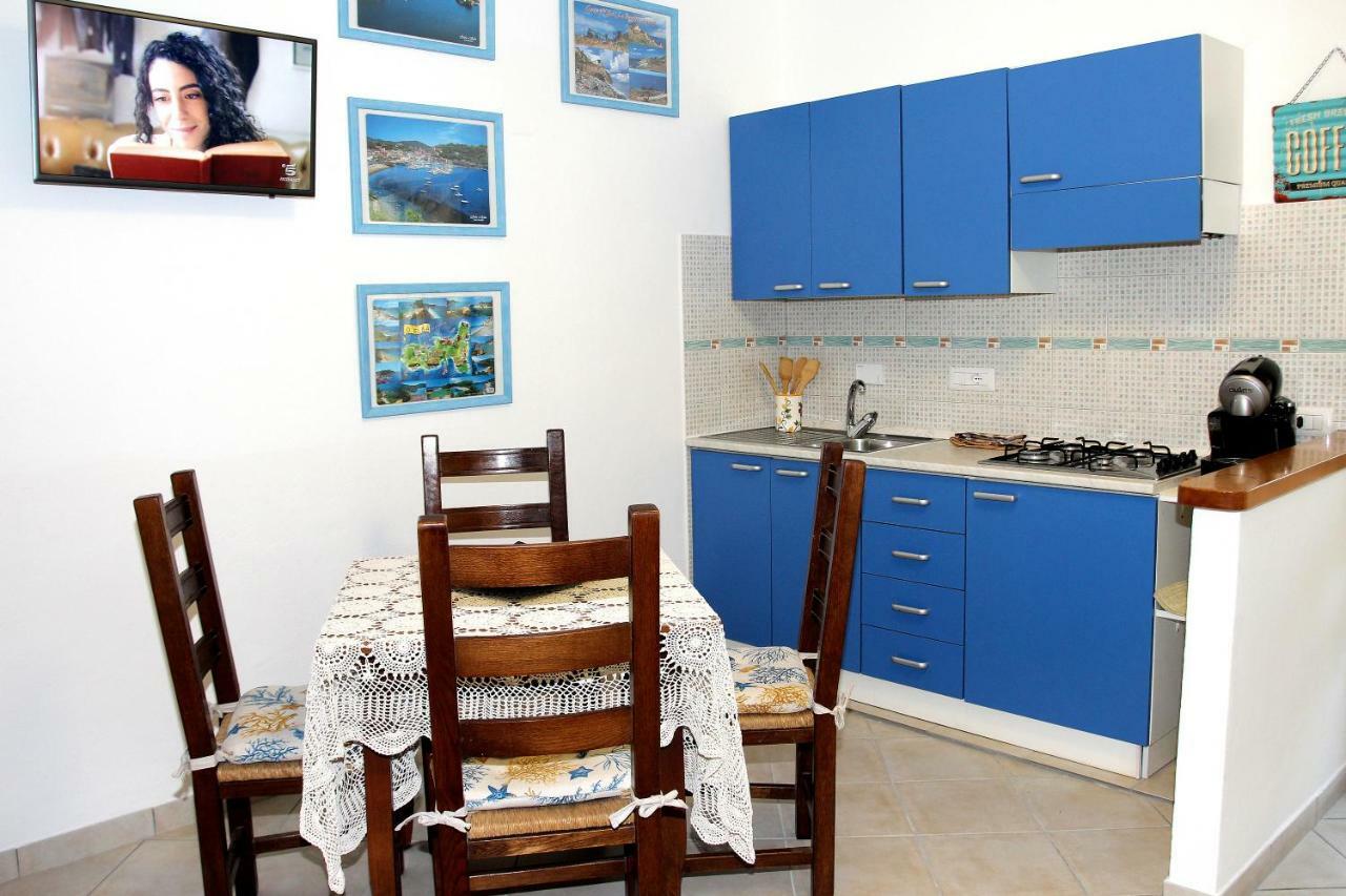קאפוליברי Elbaloves Appartaments Villa מראה חיצוני תמונה