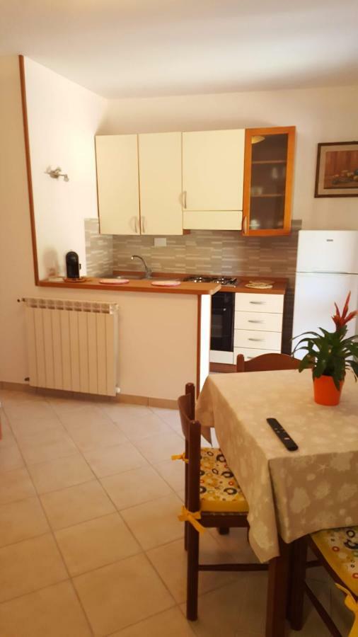 קאפוליברי Elbaloves Appartaments Villa מראה חיצוני תמונה