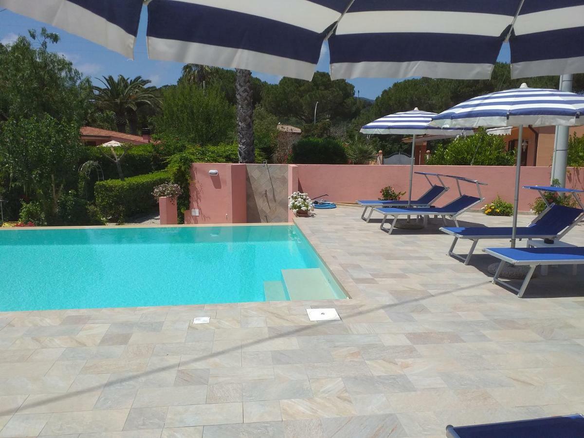 קאפוליברי Elbaloves Appartaments Villa מראה חיצוני תמונה
